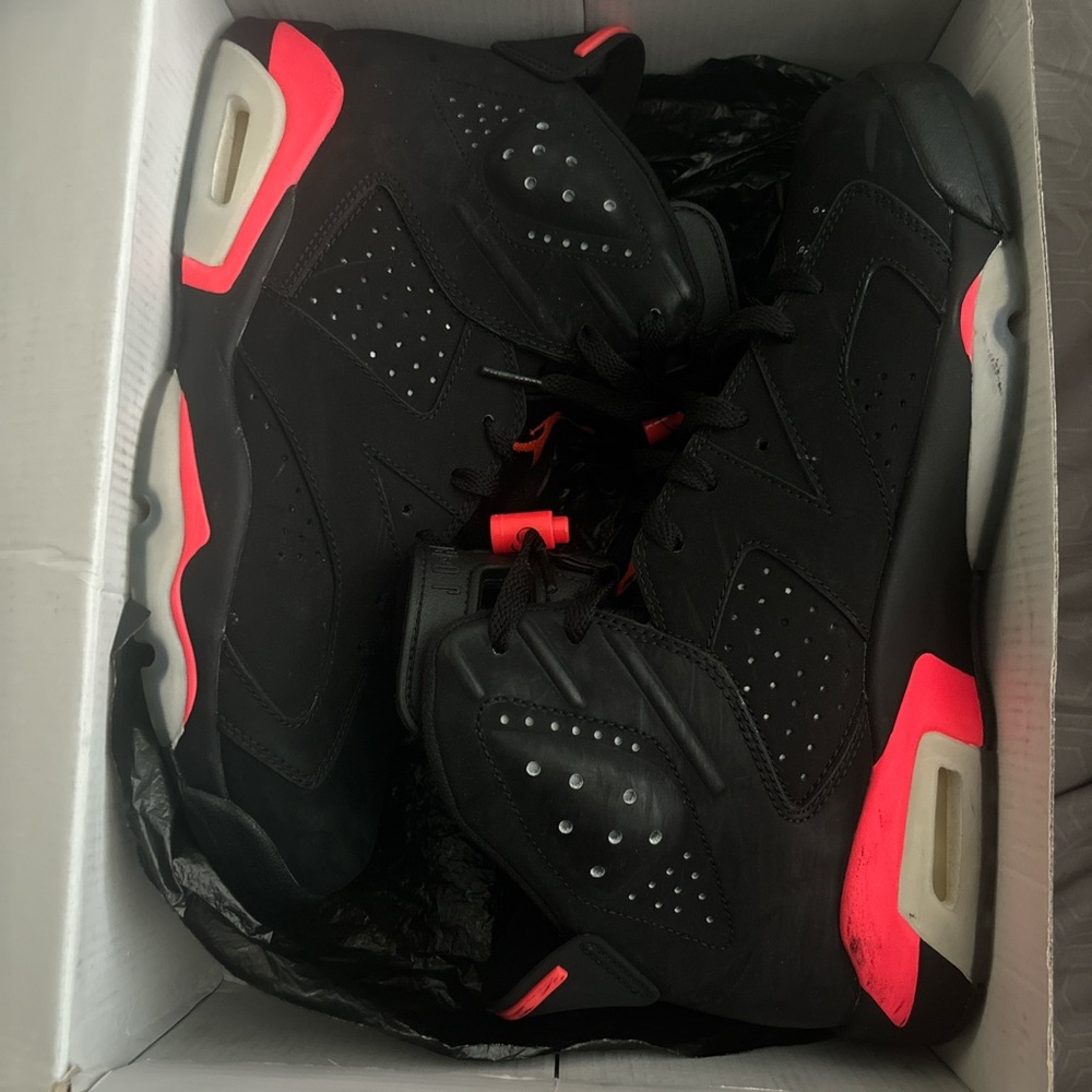 Hardly worn Sz10.5 OBO
